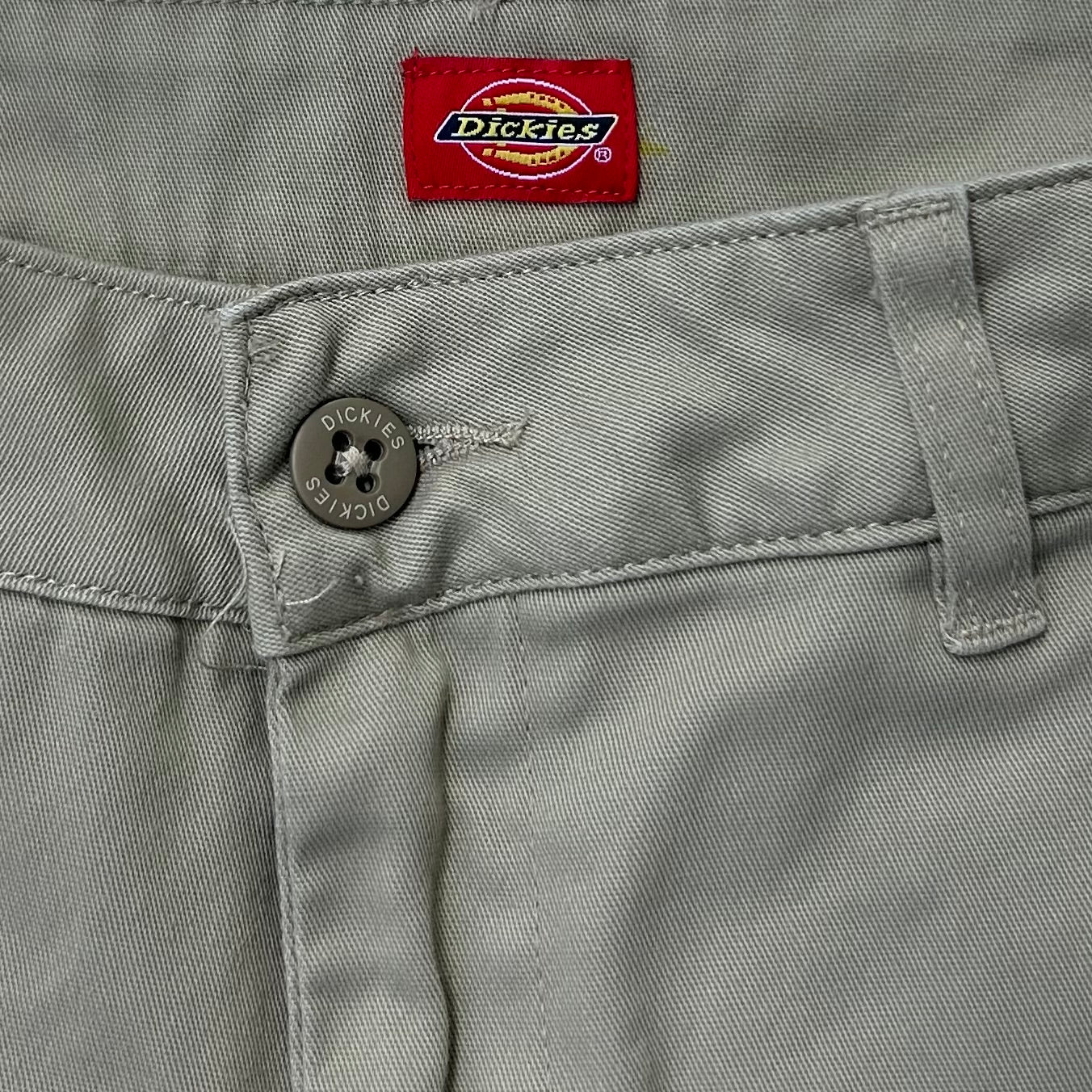 Dickies chino shorts (Beige)