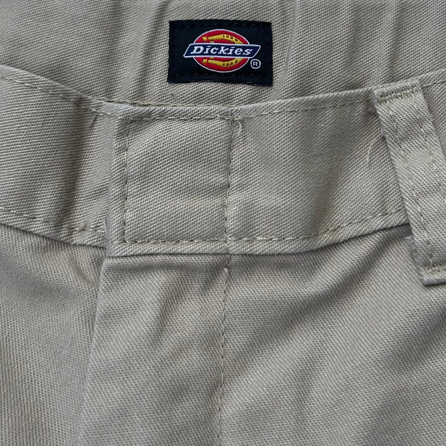 Dickies chino shorts (Beige)
