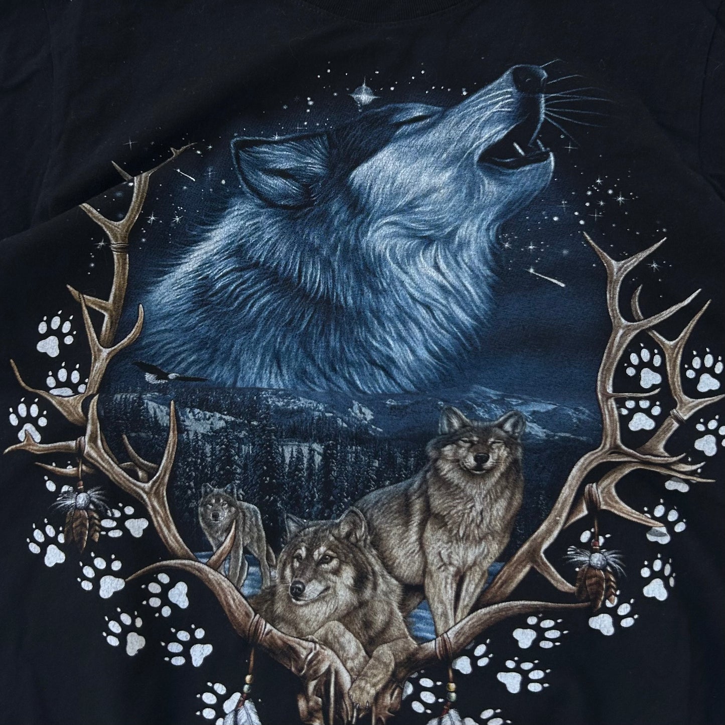 Vintage wolf graphic tee