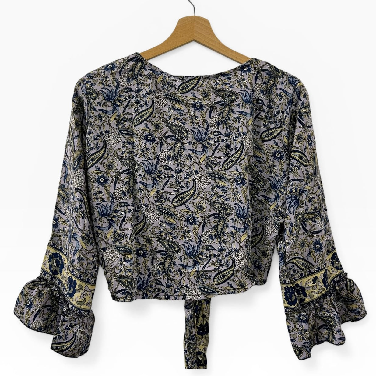 Dead stock retro coloublock lilac tie top