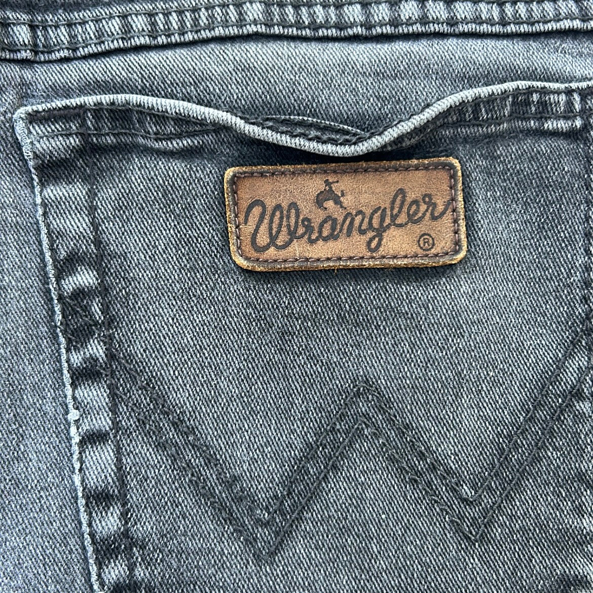 Wrangler dark grey denim shorts