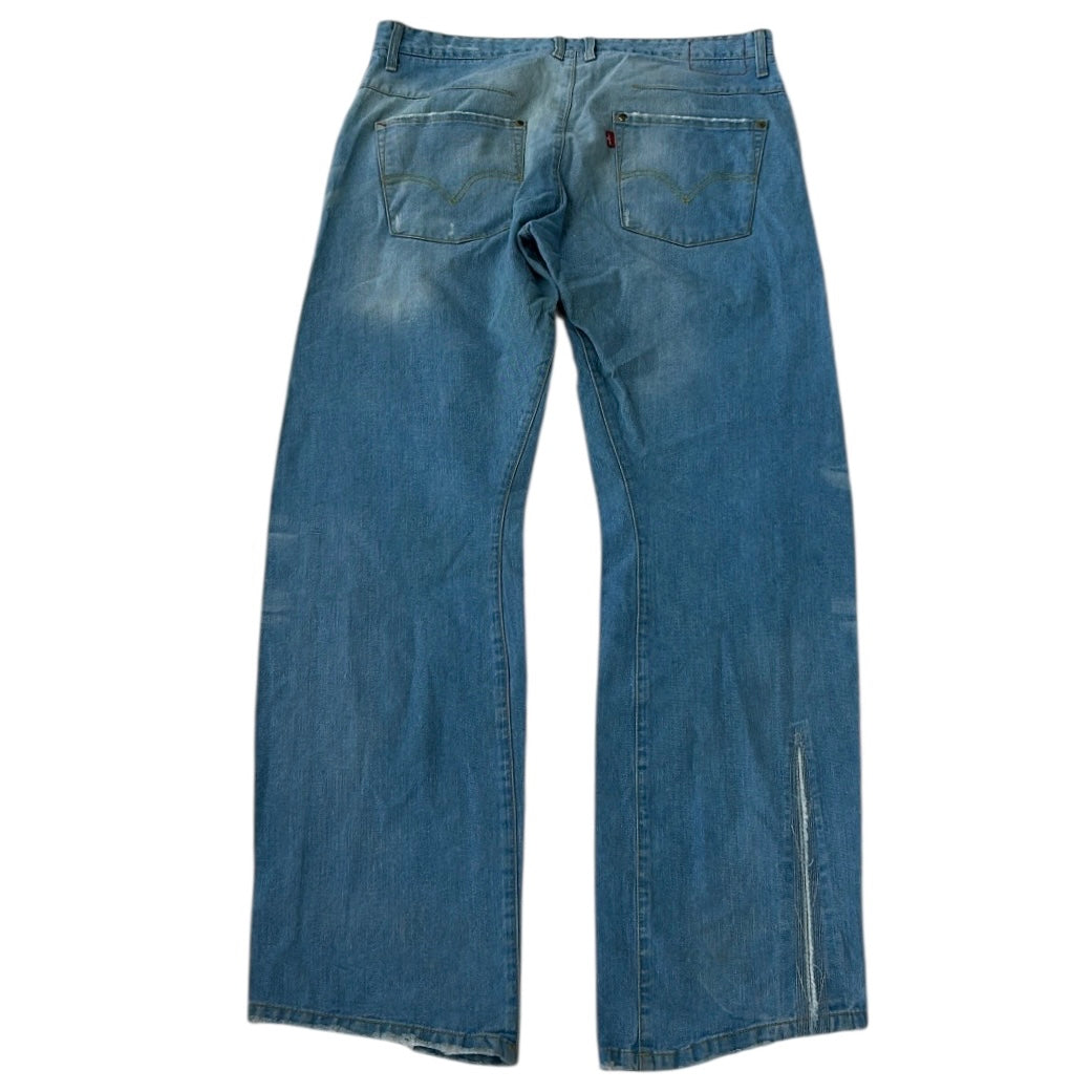 Levis Reworked 00s Skater Baggy Light-Wash Jeans