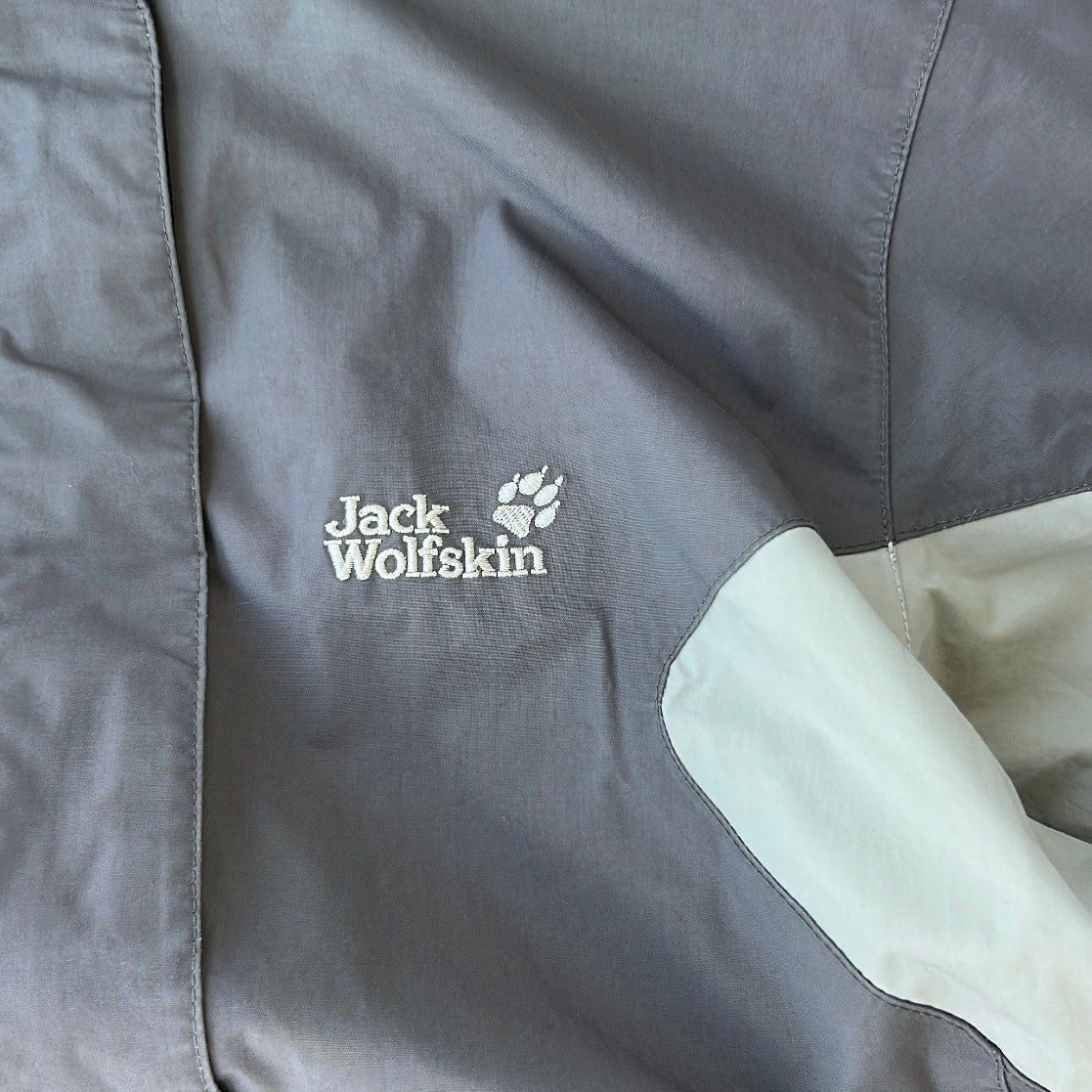 Jack Wolfskin Grey Outdoor Hooded Jacket