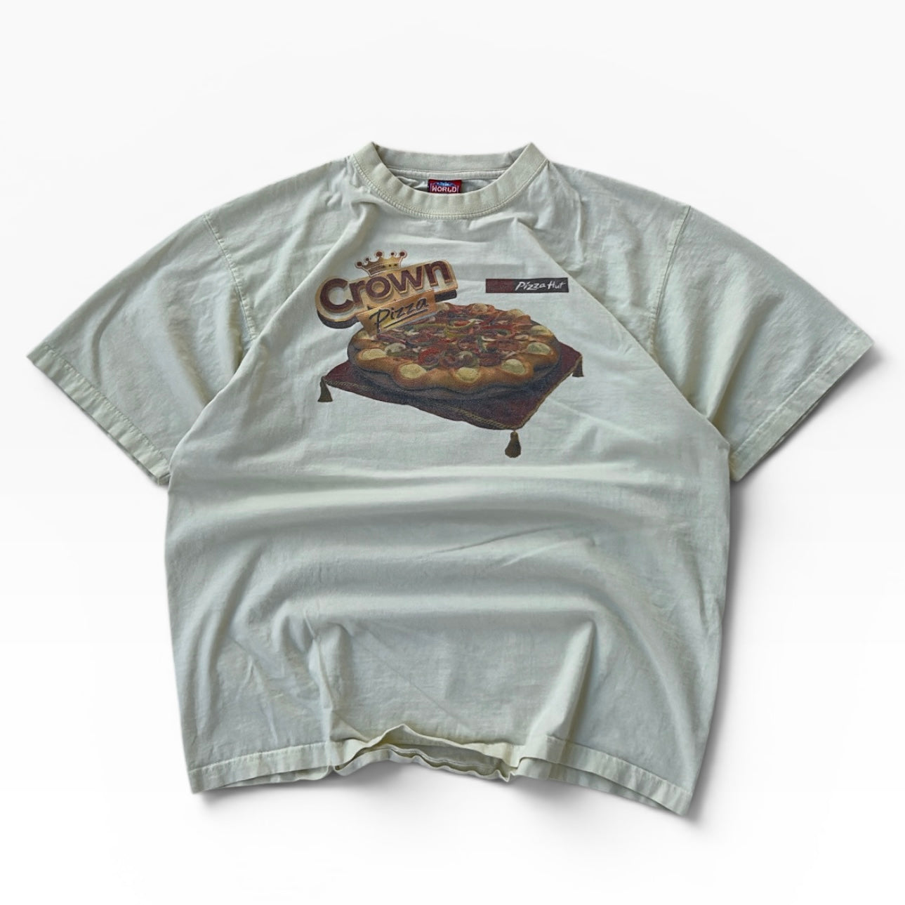 Pizza Hat G(old) tee