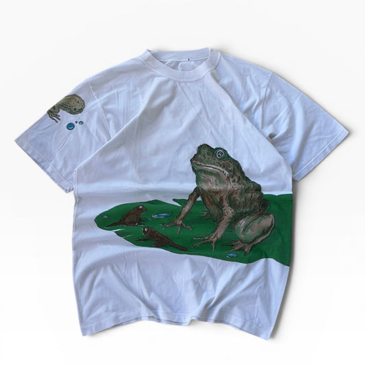 Frog lake graphic tee