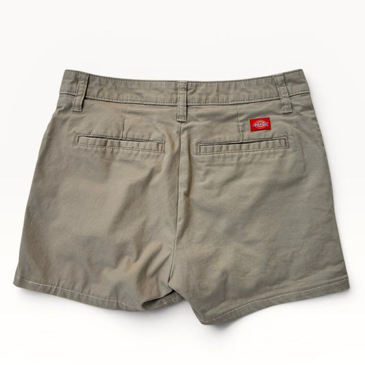 Dickies chino shorts (Beige)