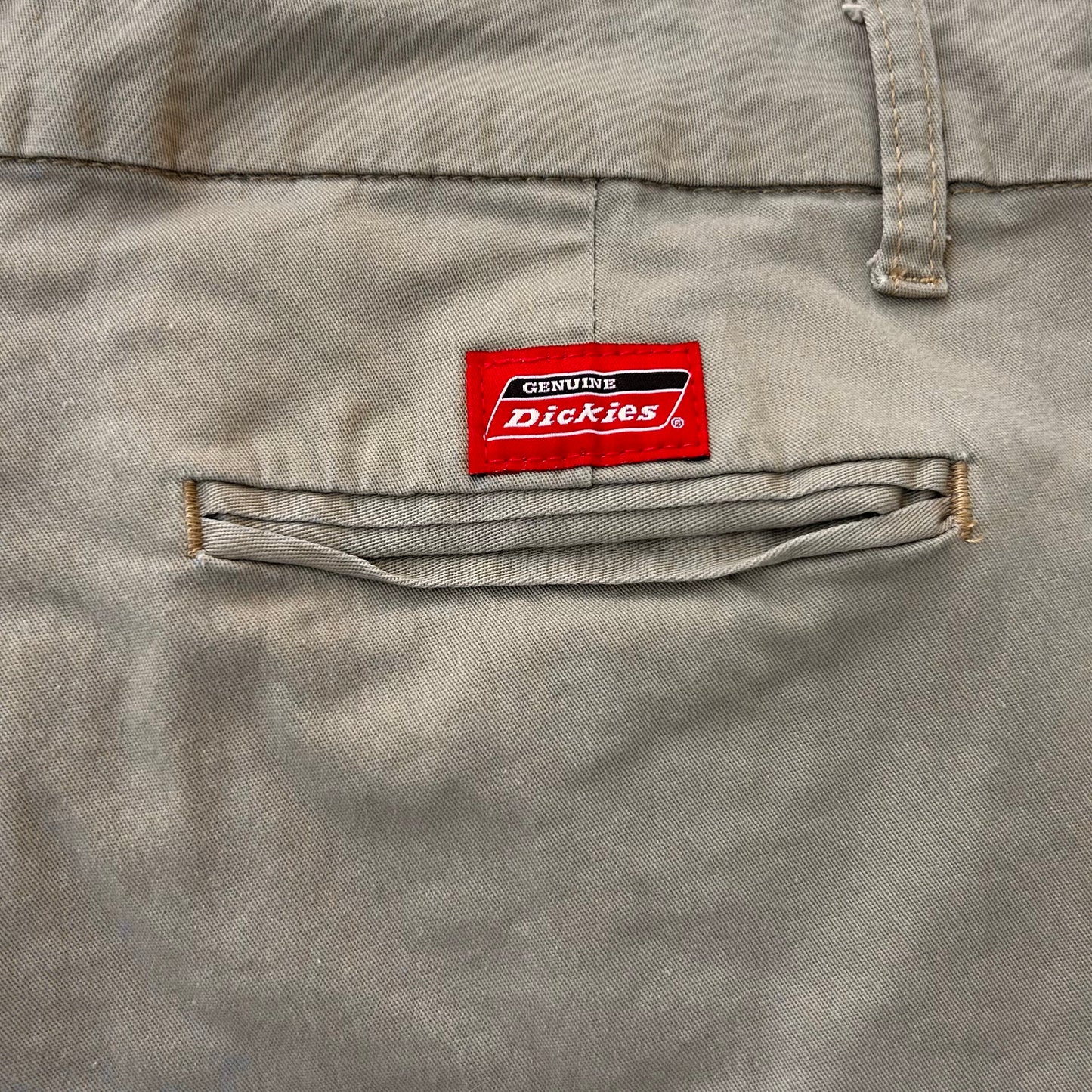 Dickies chino shorts (Beige)
