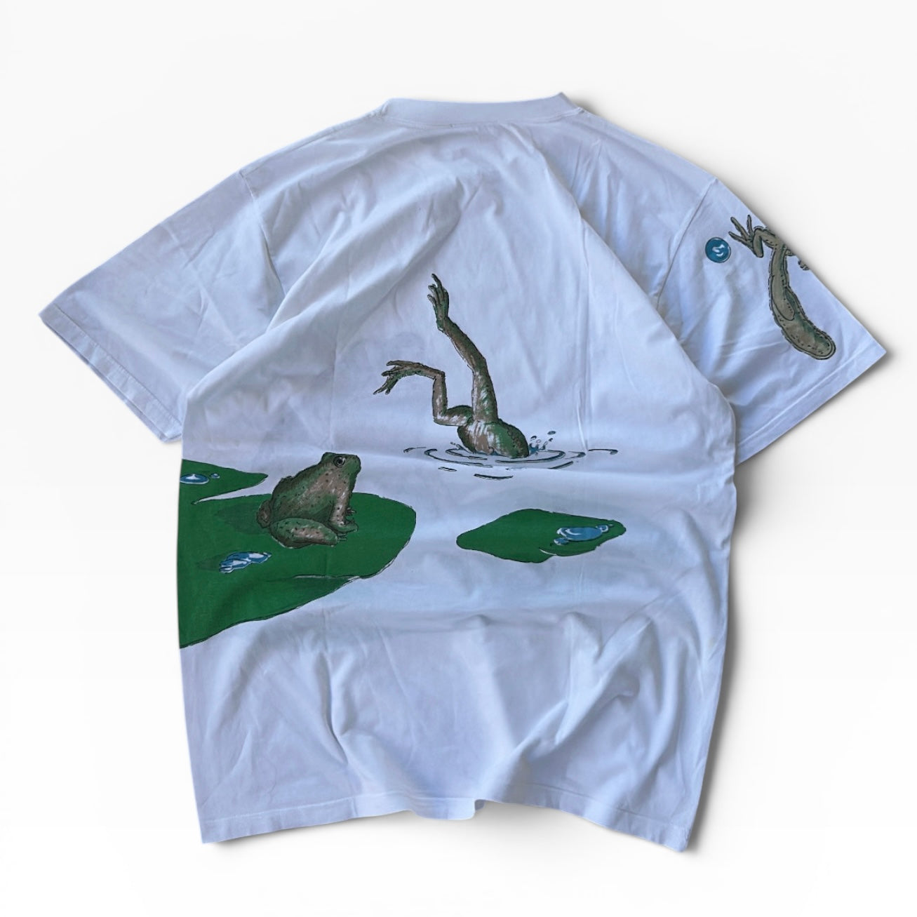 Frog lake graphic tee