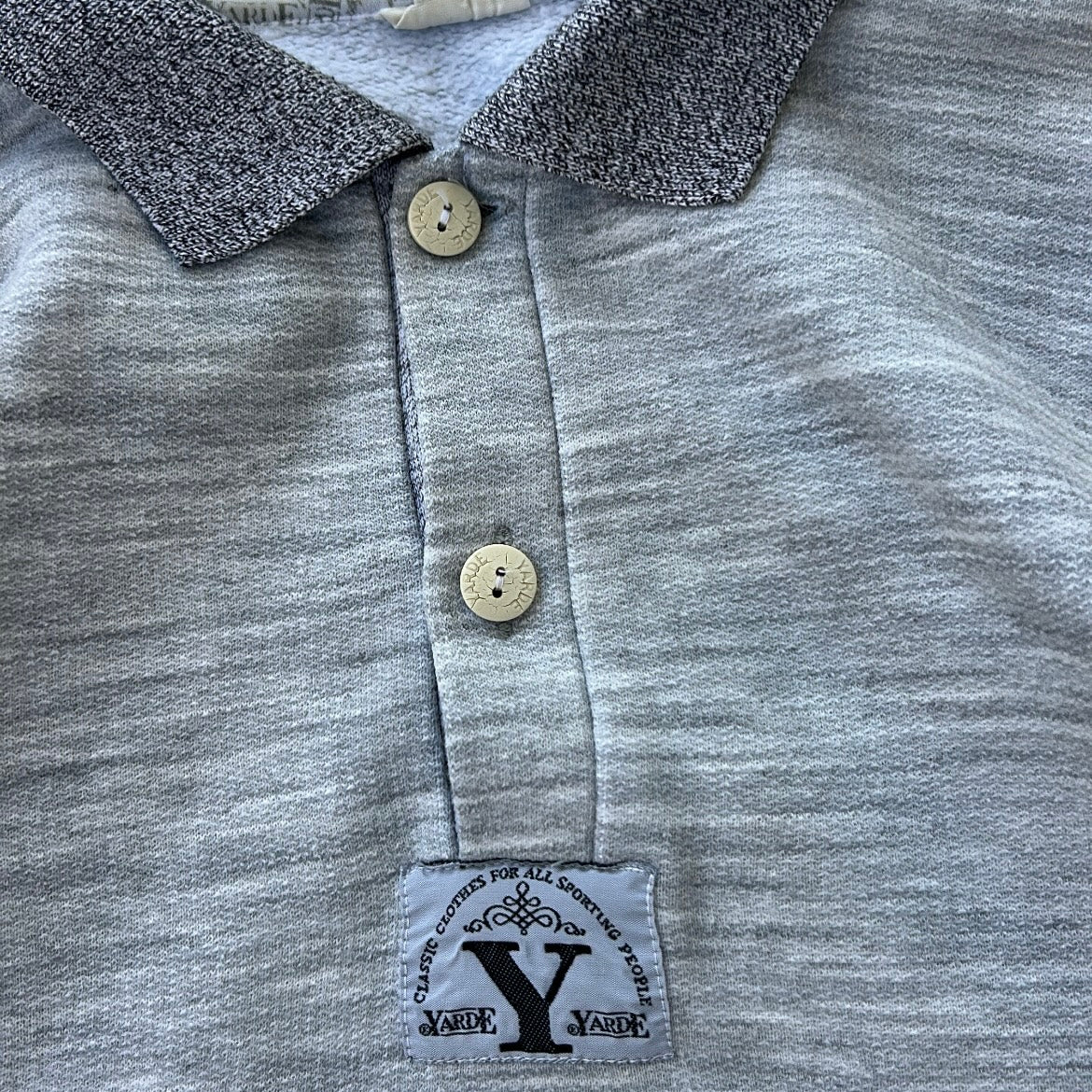 Yarde 80s button up sweatshirt