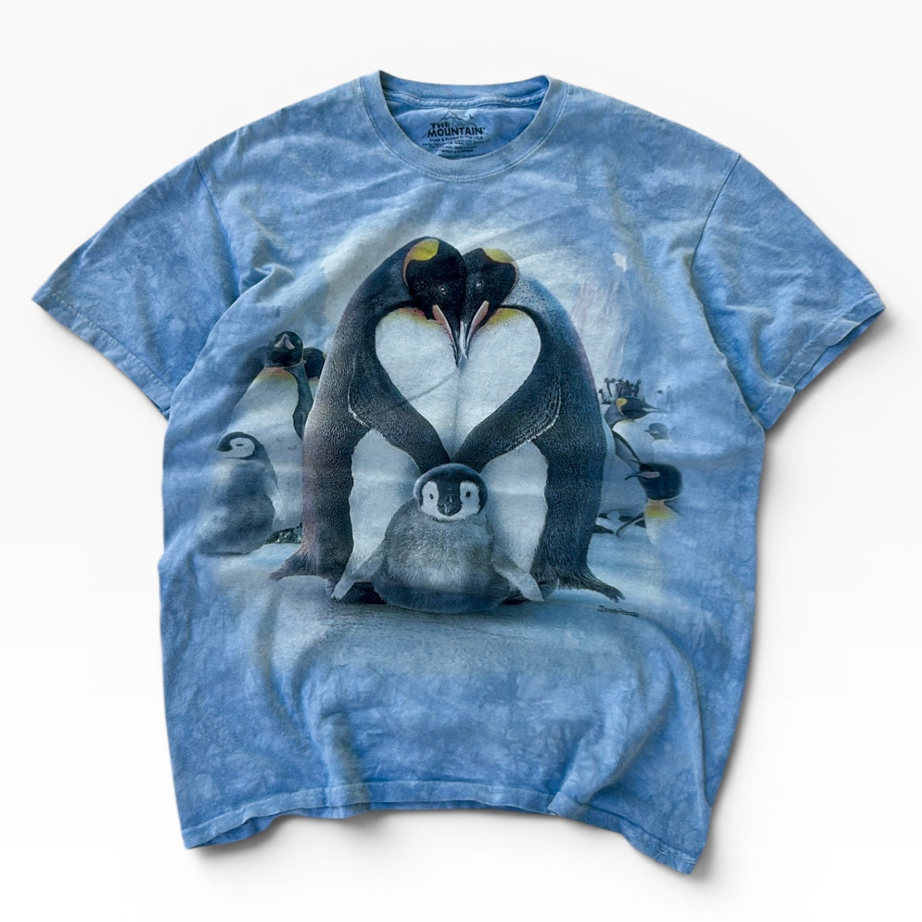 The mountain penguin tee