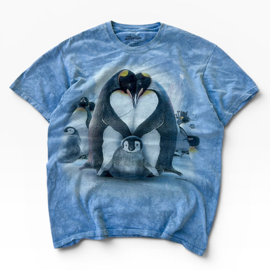 The mountain penguin tee