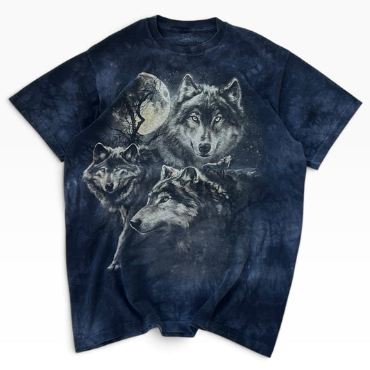 The mountain Wolf pack grpahic tee (100% cotton)