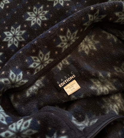 Vintage Snowflake Design Cozy Fleece Jacket.