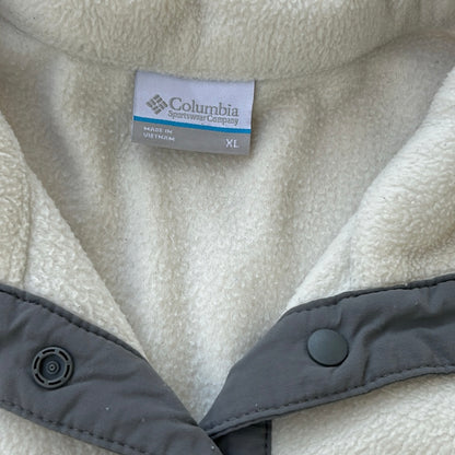 Columbia Sportswear – Fleece Pullover half snap / half button style
