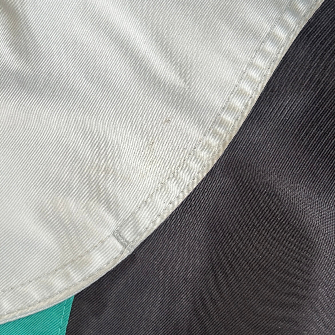 Jack Wholfskin Full Zip Adjustable Jacket With removable Hoodie