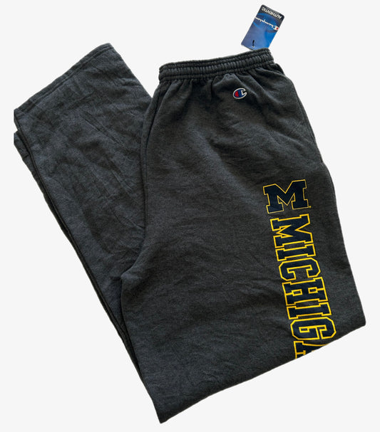 *Dead Stock* Vintage Michigan CHAMPIONS joggers.