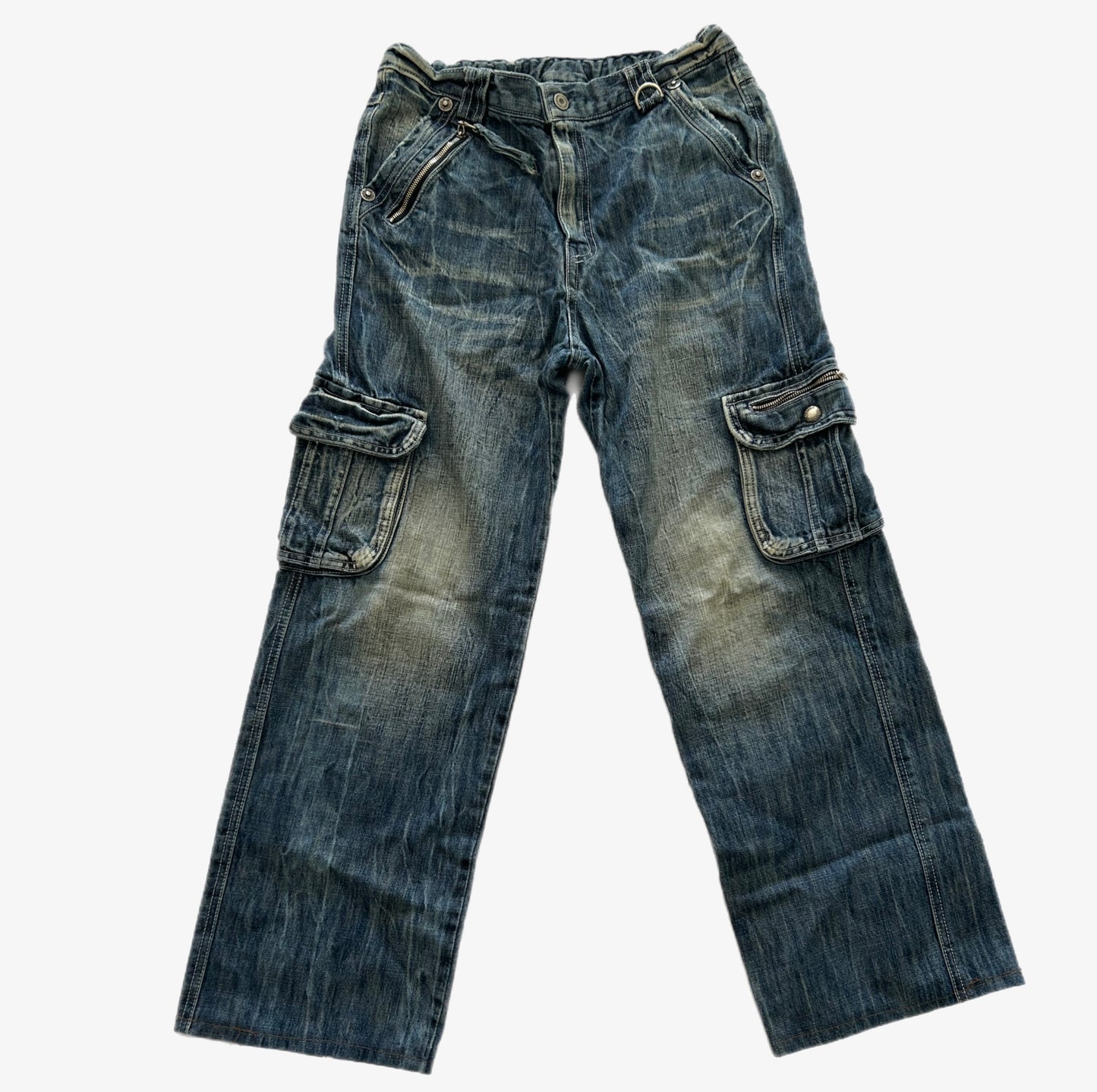 Vintage 2000s Cargo Jeans .