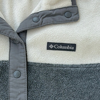 Columbia Sportswear – Fleece Pullover half snap / half button style